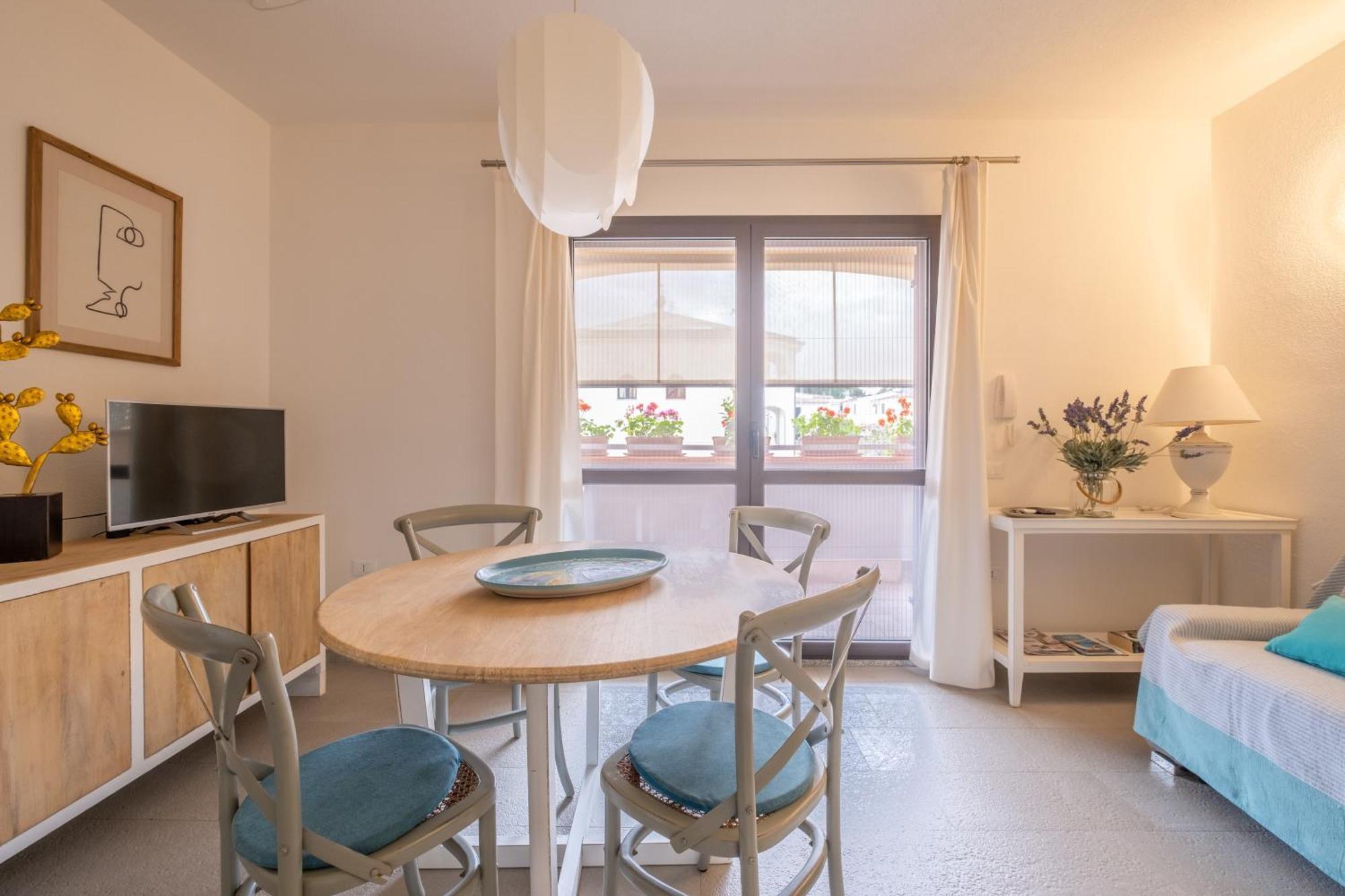 Orosei Home Holidays - I Fiori Екстериор снимка